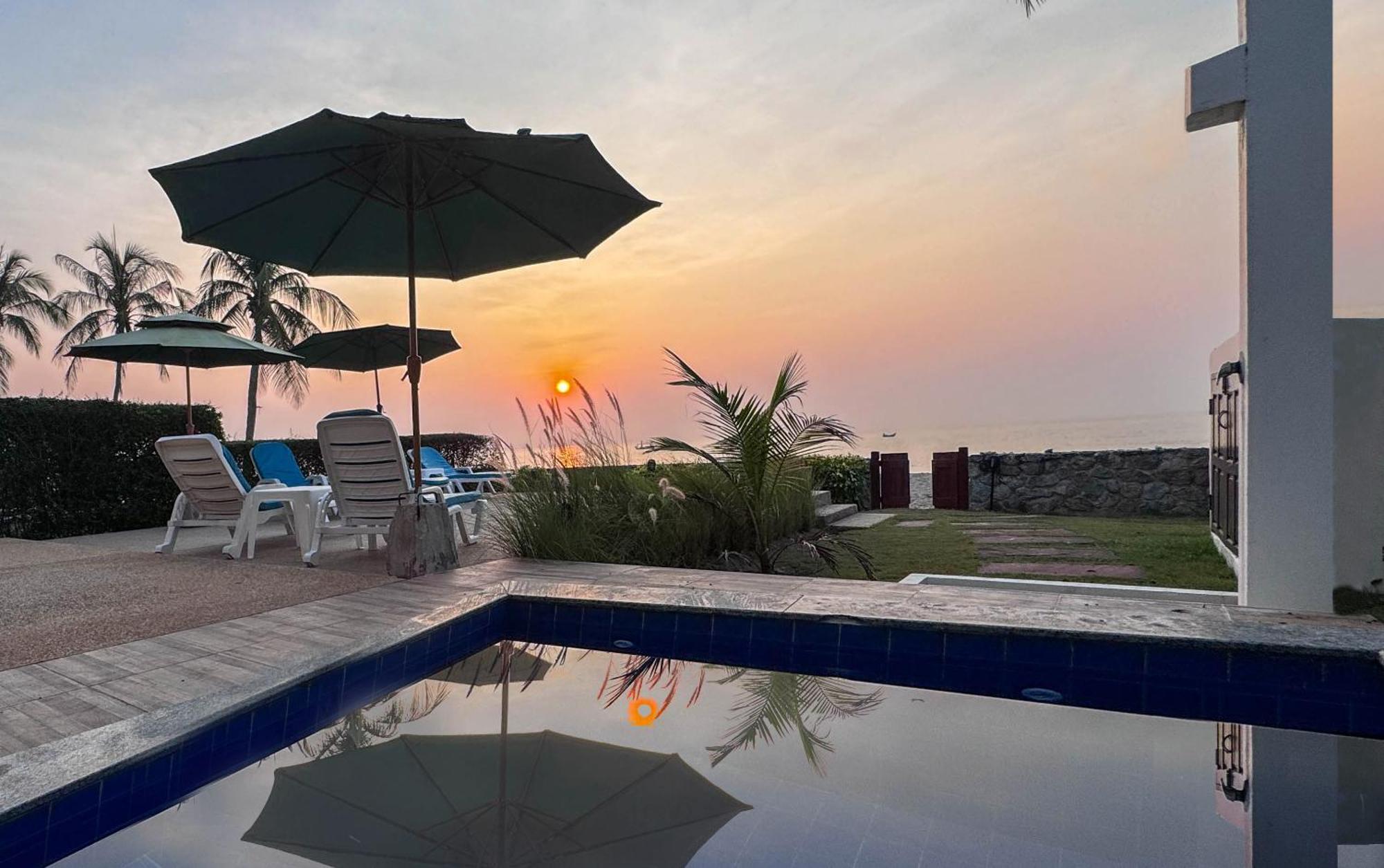 Absolute Beachfront Villa Ban Huai Yang Ngoại thất bức ảnh